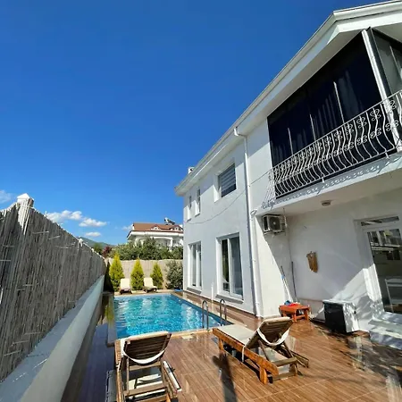 Holiday home Poyraz With Private Pool -
